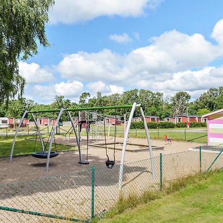 First Camp Karlstorp-哈尔姆斯塔德 外观 照片